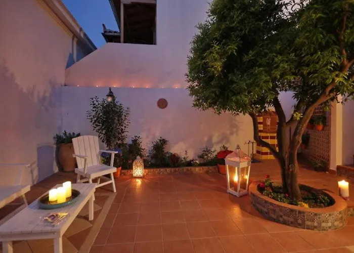 Philoxenia Guest House