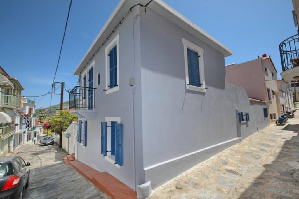 Holiday home Philoxenia